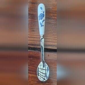 Stainless 18-10 Tea Jam Spoon w/ White Porcelaine Handle Blue Flowers Gold-Trim